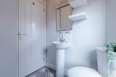 5 bed house, Grove Road, Lenton, Nottingham, NG71HE - Image 12