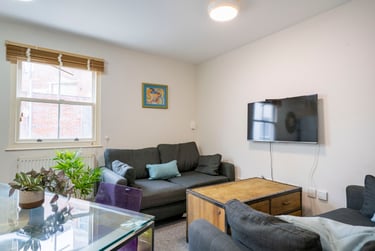 5 bed flat, The Tannery, St James, Exeter, EX46QA - Image 1