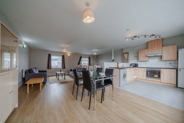 3 bed house, Flat 71, Mayfair Court, Fallowfield, Manchester, M146NS - Image 1