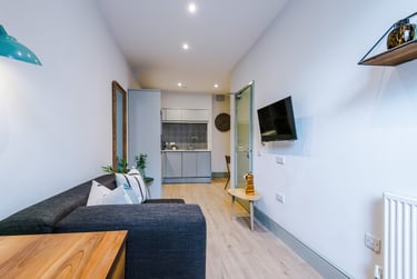 1 bed studio, Rodney Street, City Centre, Liverpool, L19ED - Image 7