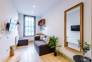 1 bed studio, Rodney Street, City Centre, Liverpool, L19ED - Image 1