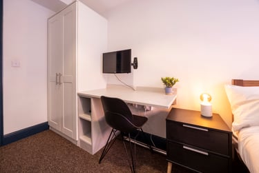 4 bed house, Flat 2, Shoe &amp; Boot Factory, Highfields, Leicester, LE27AE - Image 6