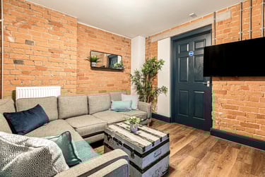 7 bed house, Flat 4, Shoe &amp; Boot Factory, Highfields, Leicester, LE27AE - Image 1