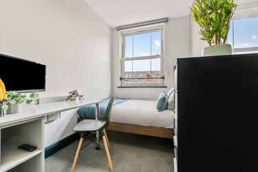 4 bed house, Flat 18, Shoe &amp; Boot Factory, Highfields, Leicester, LE27AE - Image 4