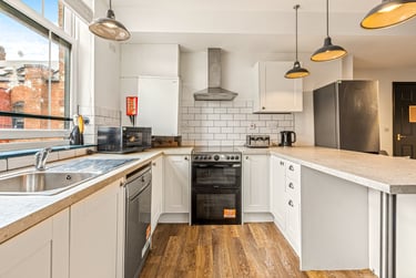 5 bed house, Flat 15, Shoe &amp; Boot Factory, Highfields, Leicester, LE27AE - Image 14