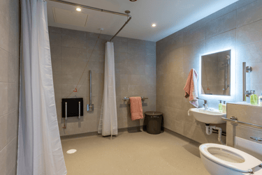 Diamond Studio at Glasgow West End, 31 Gilbert Street, City Centre, Glasgow, G38JY - Image 9