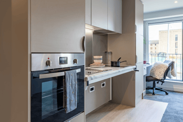 Diamond Studio at Glasgow West End, 31 Gilbert Street, City Centre, Glasgow, G38JY - Image 2