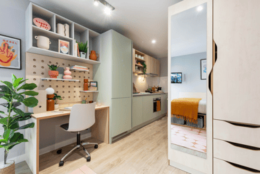 Classic Studio at Alma Place, 16 Library Street, City Centre, Belfast, BT12JD - Image 4