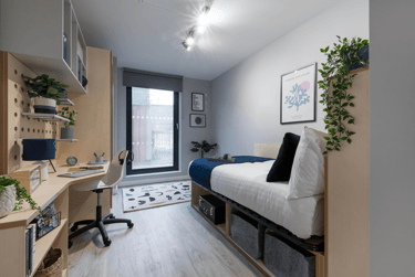 6 Bed Premium En Suite at Alma Place, 16 Library Street, City Centre, Belfast, BT12JD - Image 2