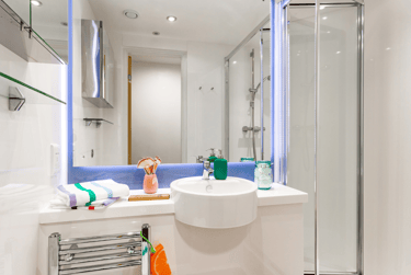 Bronze En Suite - Image 4