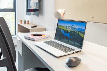 Gold Studio at Glasgow West End, 31 Gilbert Street, City Centre, Glasgow, G38JY - Image 2