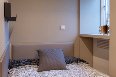 Platinum Studio at Potterrow, 16-20 Potterrow, Marchmont, Edinburgh, EH89BL - Image 1