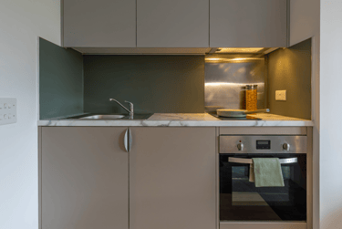 Platinum Studio at Glasgow West End, 31 Gilbert Street, City Centre, Glasgow, G38JY - Image 6