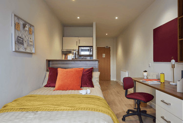 Luxury Studio - Image 1