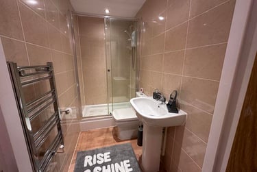 1 bed flat, Flat 2, Plymouth, PL46QG - Image 3