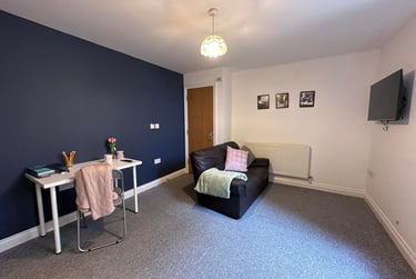 1 bed flat, Flat 2, Plymouth, PL46QG - Image 4
