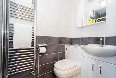 1 bed studio, Derry Villas Premium Studios (students), Plymouth, PL46AN - Image 3