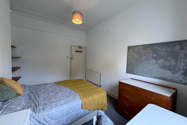 7 bed house, 25 North Road East (students), Plymouth, PL46AS - Image 3