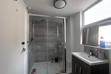 7 bed house, 25 North Road East (students), Plymouth, PL46AS - Image 5