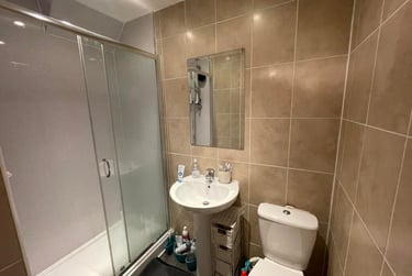 13 bed house, 8 Queen Anne Terrace (students), Plymouth, PL48EG - Image 4