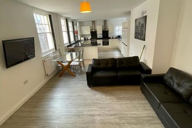 13 bed house, 8 Queen Anne Terrace (students), Plymouth, PL48EG - Image 8