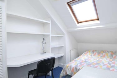 4 bed house, 14 Napier Terrace - Maisonette (students), Plymouth, PL46ER - Image 2