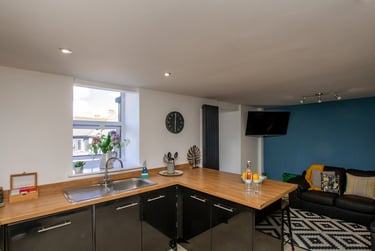 4 bed flat, Flat A The Clubhouse (students), Plymouth, PL46LD - Image 3