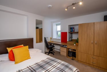 5 bed flat, Flat D The Clubhouse (students), Plymouth, PL46LD - Image 2