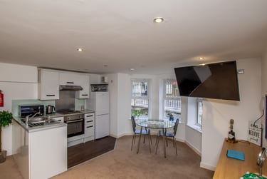 1 bed flat, Studio 1 The Clubhouse (students), Plymouth, PL46LD - Image 1