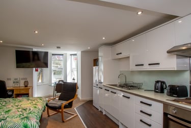 1 bed flat, Studio 2 The Clubhouse (students), Plymouth, PL46LD - Image 3