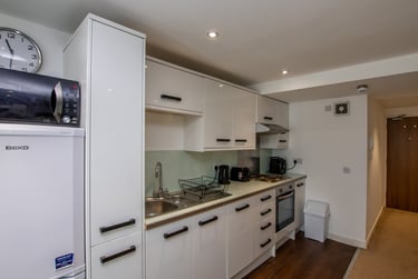 1 bed flat, Studio 2 The Clubhouse (students), Plymouth, PL46LD - Image 5