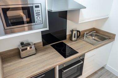 1 bed studio, Flat 9, Plymouth, PL46AN - Image 4