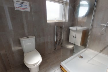 3 bed flat, 5B North Friary House (students), Plymouth, PL48QF - Image 8