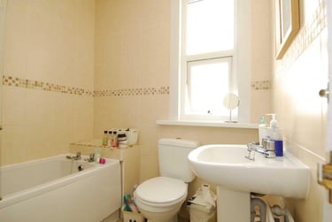 4 bed house, 19 Lipson Avenue (students), Plymouth, PL48SQ - Image 3