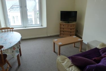 2 bed house, F4, Plymouth, PL46BW - Image 1