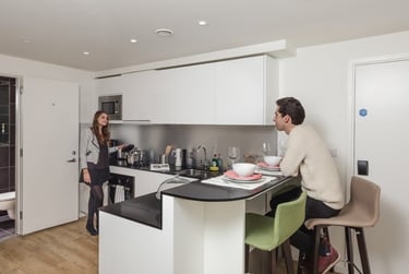 Private Bedroom - Westminster Bridge - Image 3