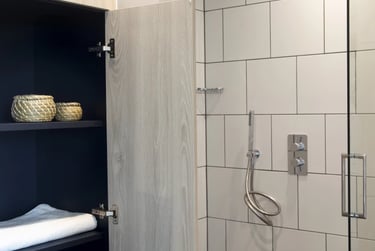 Roomy 2 Scandi Minimalism at Enclave Croydon, 23 College Road, Croydon, London, CR01NN - Image 14