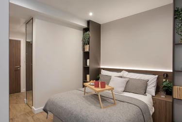 Roomy 1 Mid-century Modern at Enclave Croydon, 23 College Road, Croydon, London, CR01NN - Image 4