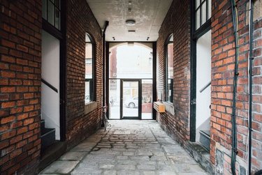 1 bed studio, 100 Arundel Street, Devonshire Green, Sheffield, S14FL - Image 1