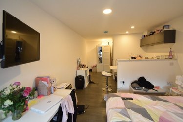 1 bed studio, 100 Arundel Street, Devonshire Green, Sheffield, S14FL - Image 3