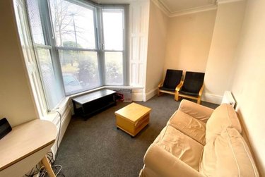 2 bed flat, Flat A 66 Clarkegrove Road, Broomhall, Sheffield, S102NJ - Image 1