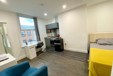 1 bed studio, Studio 1 313a Ecclesall Road, Sharrow, Sheffield, S118NX - Image 2