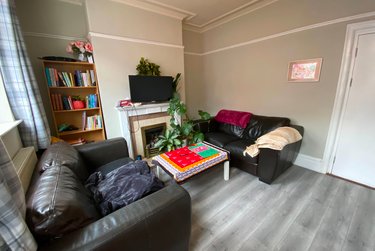 4 bed house, Eastwood Road, Sharrowvale, Sheffield, S118QE - Image 1