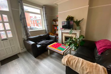 4 bed house, Eastwood Road, Sharrowvale, Sheffield, S118QE - Image 2