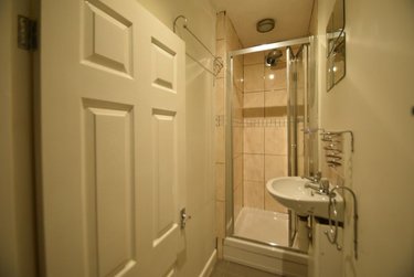 2 bed flat, 22B Rosedale Road, Sharrowvale, Sheffield, S118NW - Image 5