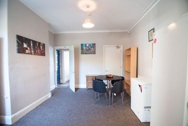 4 bed house, Walton Rd, Sharrowvale, Sheffield, S118RE - Image 2