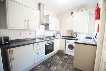 4 bed house, Walton Rd, Sharrowvale, Sheffield, S118RE - Image 4