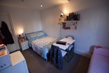 1 bed studio, Arundel Street, Devonshire Green, Sheffield, S14FL - Image 2