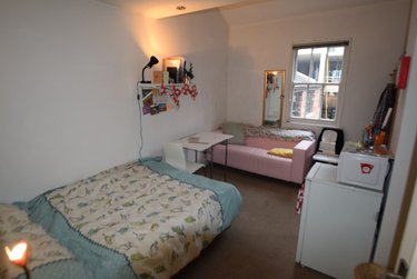 1 bed studio, Arundel Street, Devonshire Green, Sheffield, S14FL - Image 1