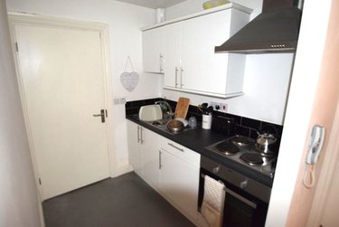 1 bed studio, Arundel Street, Devonshire Green, Sheffield, S14FL - Image 4